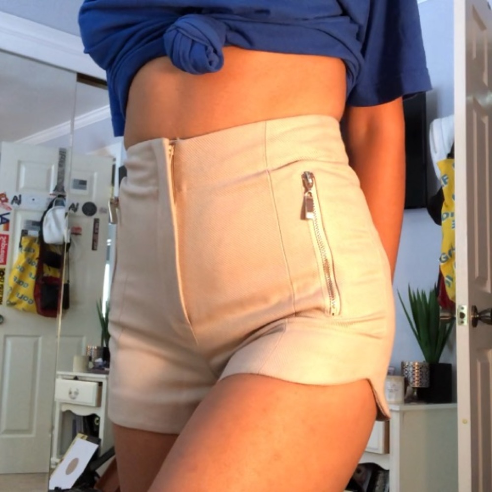 TOP SHOP HIGH WAISTED SHORTS